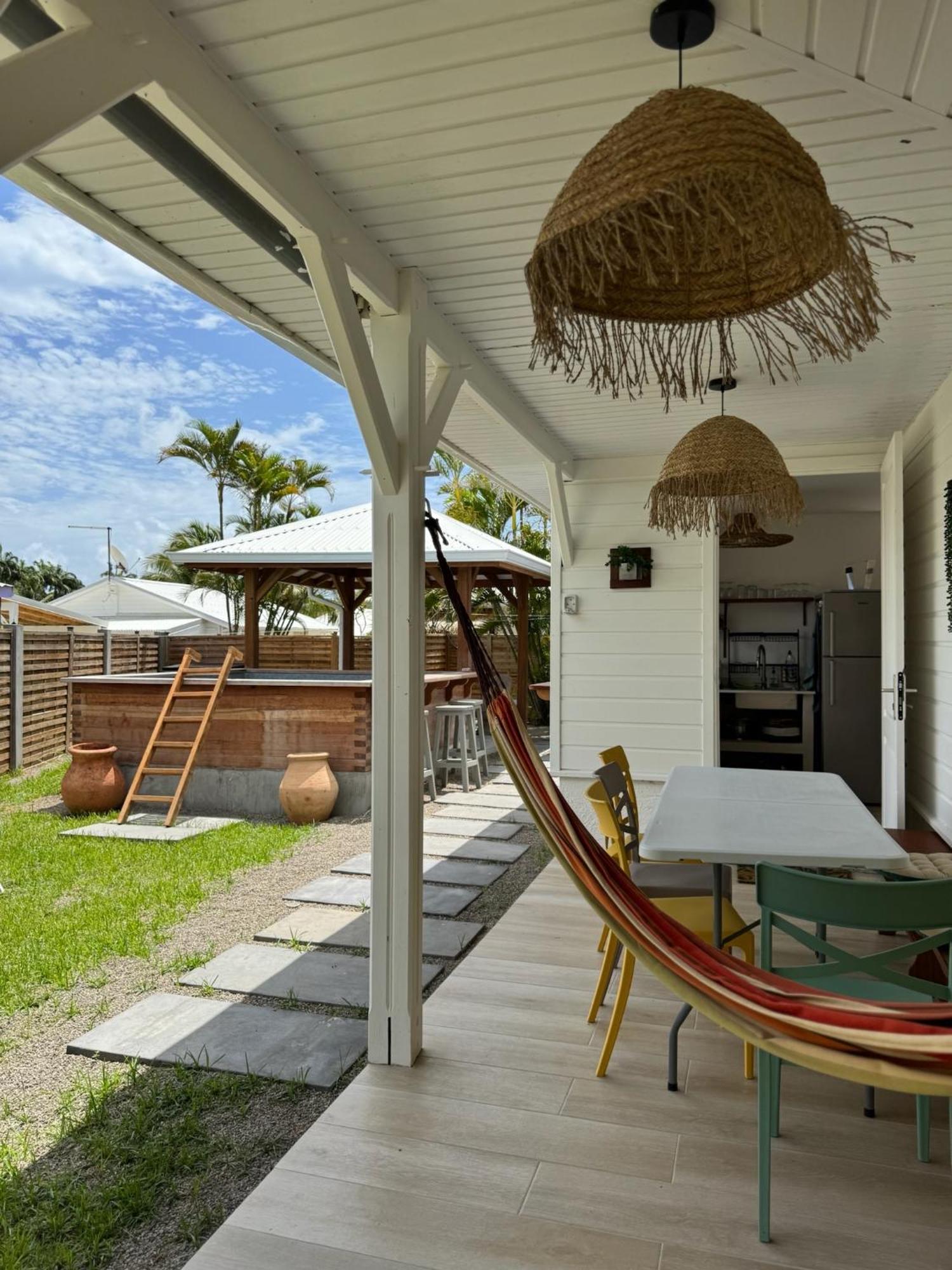 Les Cabanes Cosy A 2 Pas Du Lagon - Charme Et Confort Le Francois Exterior photo